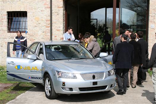 VisLab BRAiVE, la prima auto italiana che guida da sola