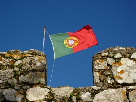 Portogallo: austerità, recessione, governo nel caos