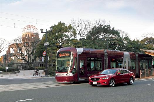 Un rivoluzionario sistema Mazda per prevenire gli incidenti stradali