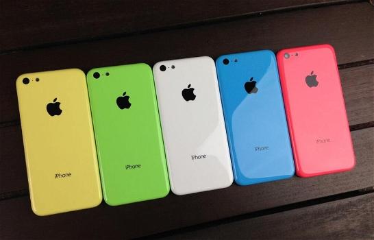 iPhone 5S e iPhone 5C in vendita da mezzanotte