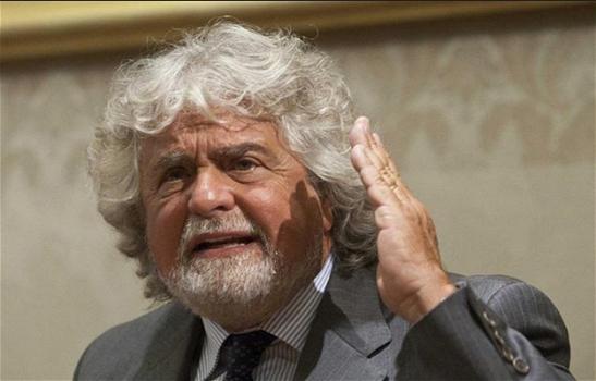Beppe Grillo a sorpresa in Senato: “Napolitano? Chiederò l’impeachment”