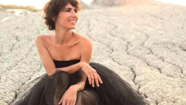 Giorgia stavolta canta “Senza paura”