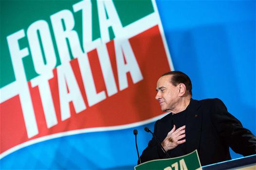 Silvio Berlusconi regala 50mila euro a una famiglia di disoccupati