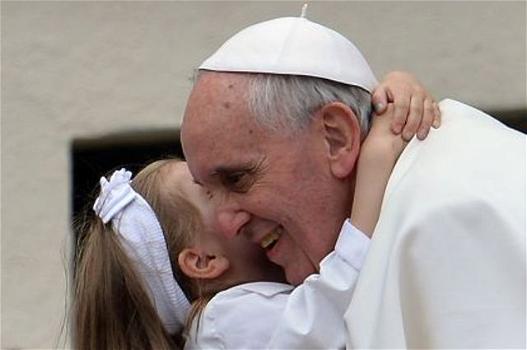 Papa Francesco: i figli di coppie gay portano nuove sfide.