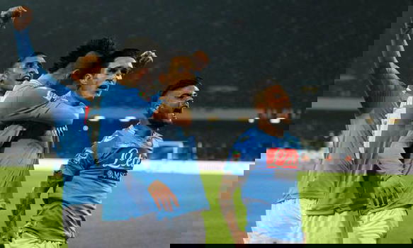 La Juve dei record cade sotto i colpi di Callejon e Mertens