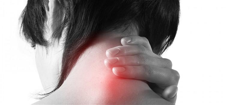 Soffri di artrosi cervicale? Consigli per una corretta igiene del sonno