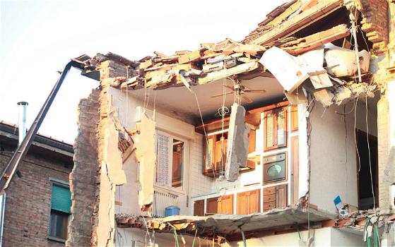 Terremoto Emilia-Romagna: sospese tutte le trivellazioni
