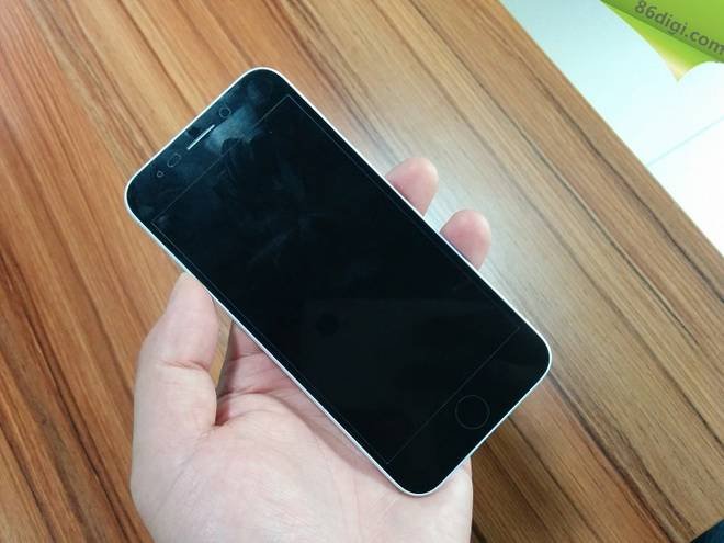 Nuovo Iphone 6: prime indiscrezioni sul nuovo nato della Apple