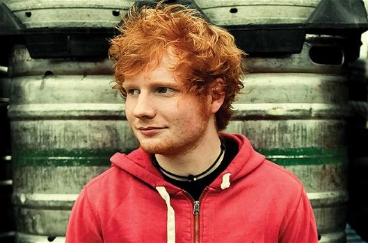 Ed Sheeran in cima alle classifiche con l’album “X”