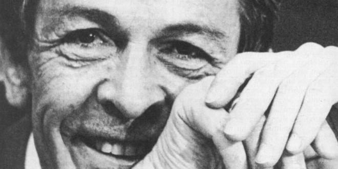 Enrico Berlinguer: a trent’anni dalla morte, un francobollo lo ricorda