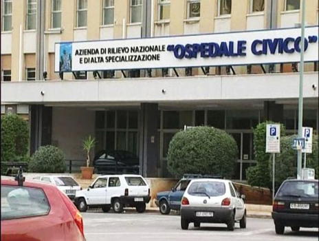 Disoccupazione: è morto il senegalese che si era dato fuoco perché senza lavoro