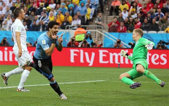 Mondiali 2014: Uruguay-Inghilterra 2-1 grazie al “Pistolero” Suarez