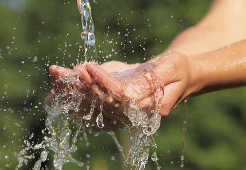 Acqua, aumentano gli sprechi