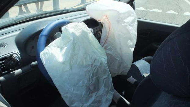 Napoli, bimba di 7 mesi muore colpita dall’airbag
