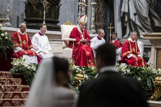 20 coppie di sposi dal Papa: “Il matrimonio non è una fiction”