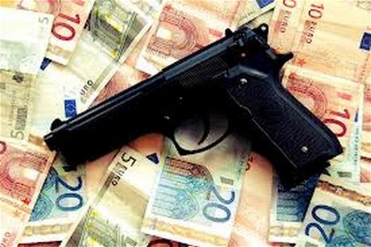 Protocollo Farfalla: soldi a 8 padrini per carpire segreti mafiosi