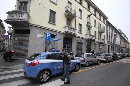 Femminicidio: a Milano un uomo strangola la fidanzata