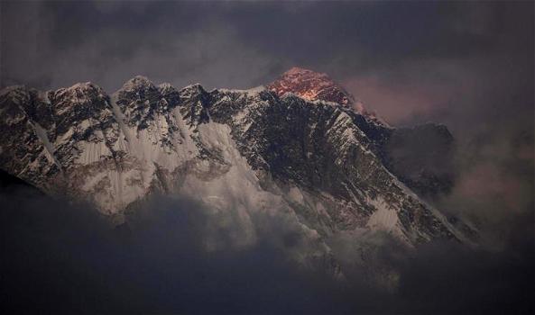 Nepal: sono 50 i morti e molti dispersi nella tempesta di neve