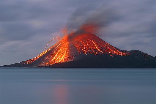 Allerta Vesuvio: “L’eruzione potrebbe essere una catastrofe. Si rischia l’Apocalisse”