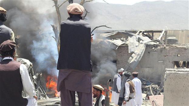 Afghanistan: attentato kamikaze. Morte 45 persone durante una partita di pallavolo