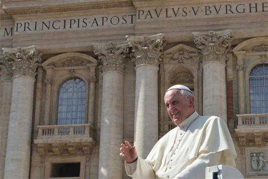 Il Papa dona 200mila euro a famiglie in gravi difficoltà economiche