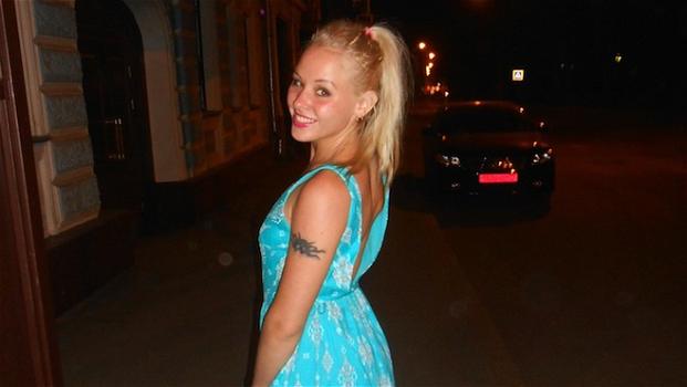 Mosca: pornostar violentata, scappa gettandosi dalla finestra