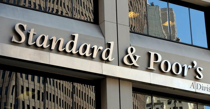 S&P declassa il debito italiano ad un passo dal livello spazzatura