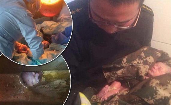 Cina: neonato gettato dalla mamma nella toilette. Recuperato dai passanti