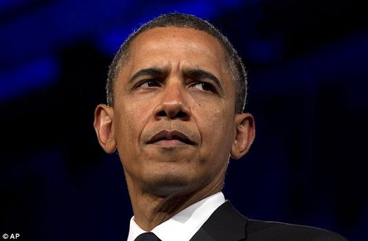 Isis: minacce ad Obama. “Ti verremo a sgozzare perchè sei un infedele”
