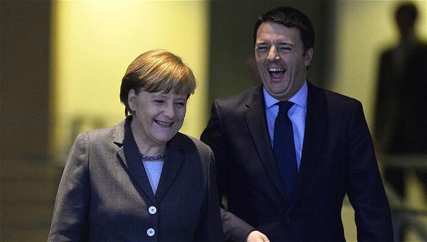 Renzi accoglie Merkel, che plaude al suo piano di riforme