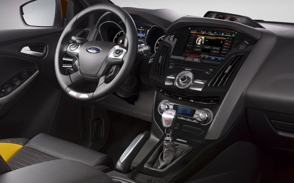 2015-Ford-Focus-RS-Interior