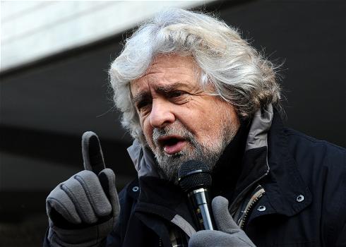 Beppe Grillo: flop del suo tour mondiale, cancellate sette date su otto