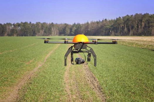 Agricoltori americani sviluppano l’uso dei droni per il raccolto