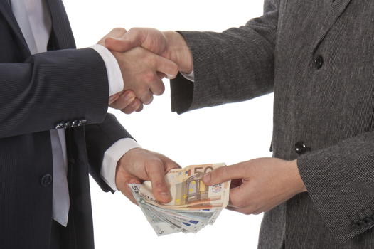 Roma, spunta il tariffario per concessioni edilizie, permessi e verifiche
