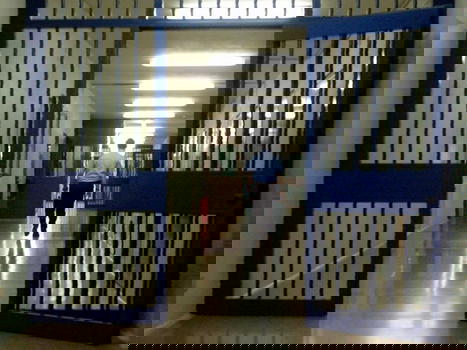 Milano: atroci commenti di alcuni agenti su Fb dopo il suicidio di un detenuto