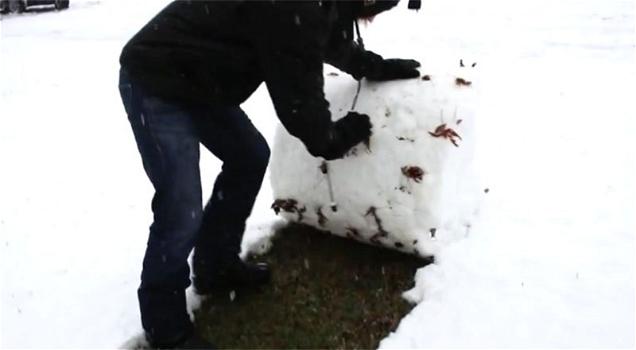 Un metodo innovativo per spalare la neve