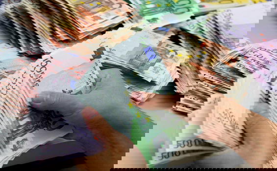 Evasione: in arrivo controlli su conto corrente, carte di credito e acquisti