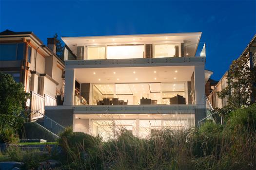Vancouver, in vendita una villa extra lusso in riva all’Oceano