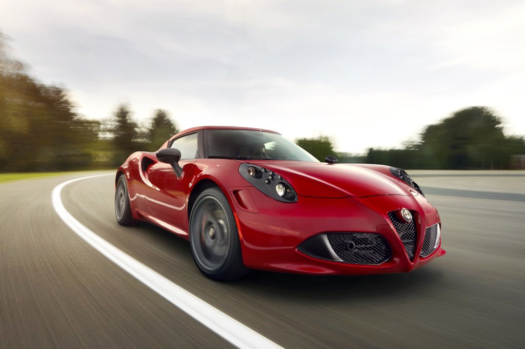 2016-alfa-romeo-4c-front-right-view-gallery-1024x680