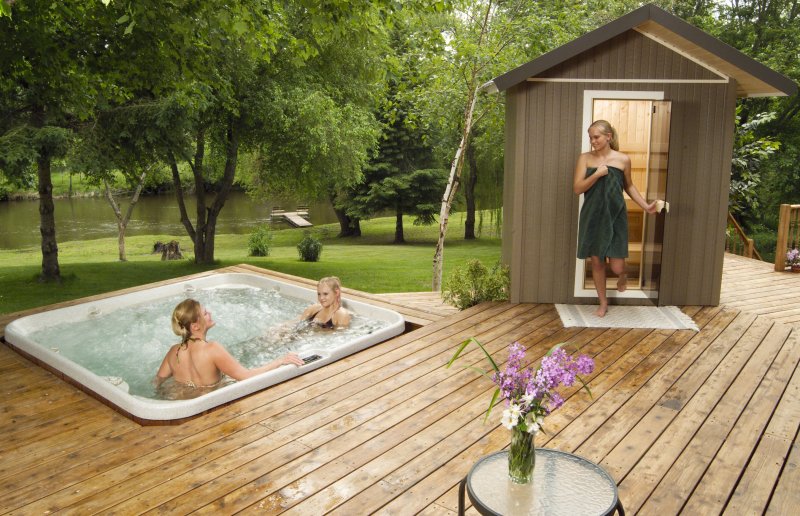 Finnleo_OUTDOORSAUNA_lg