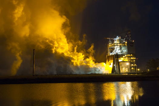 La Nasa effettua con successo il primo test a terra del razzo SLS