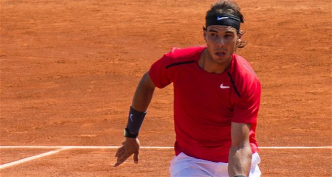 Tennis: a Miami caduta e distorsione della caviglia per Rafael Nadal