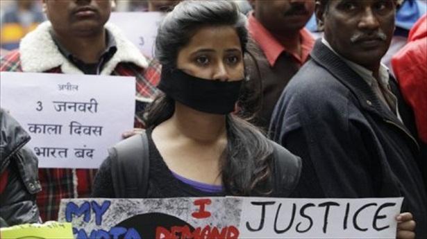 India: vietato il documentario sullo stupro di gruppo del 2012