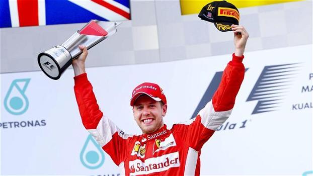 Formula 1: Super Vettel, primo in Malesia