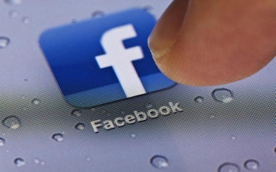 Affetto da un cancro, trova sul profilo Fb una pubblicità di agenzia funebre