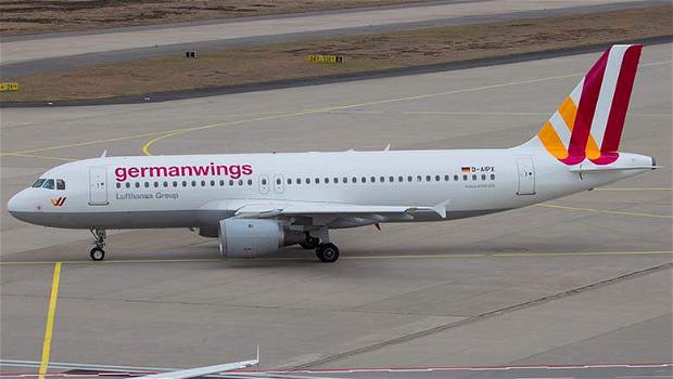 Caso Germanwings: dopo la tragedia mai più un solo pilota in cabina