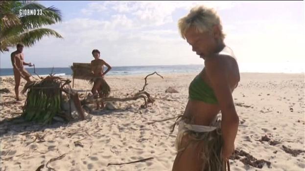 Isola dei Famosi: a Playa Desnuda arrivano le Donatella