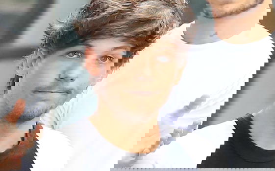 One Direction: Louis Tomlinson torna single, finita la storia con Eleanor