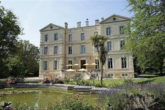 Hotel Chateau De Montcaud in vendita ad un prezzo accessibile