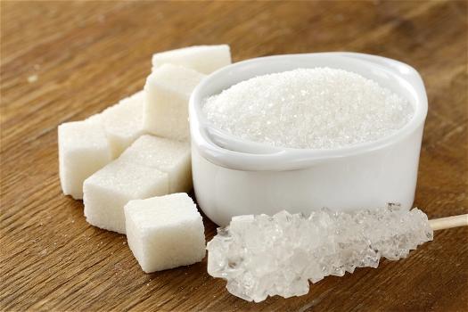 Zucchero: l’OMS raccomanda di dimezzare la dose giornaliera